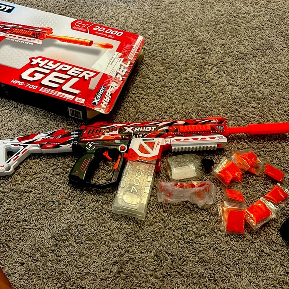 X shot gel blaster gun - Picture 1 of 2